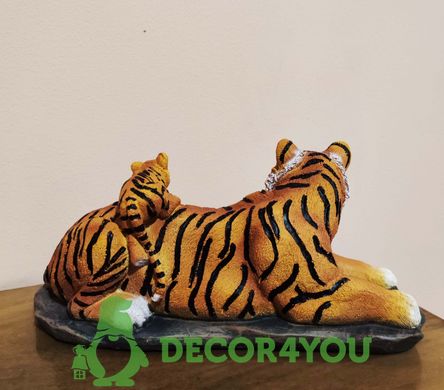 купить Декоративная статуэтка Тигр в траве 2
