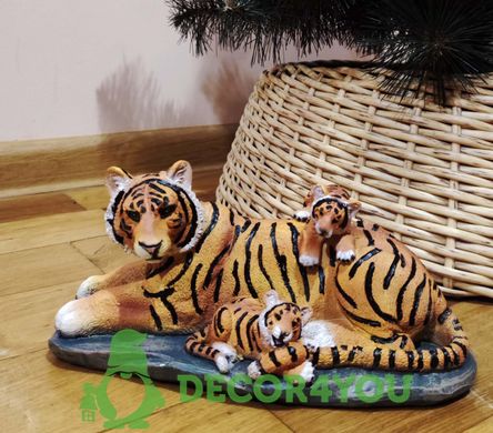 купити Декоративна статуетка Тигрова сім'я 3