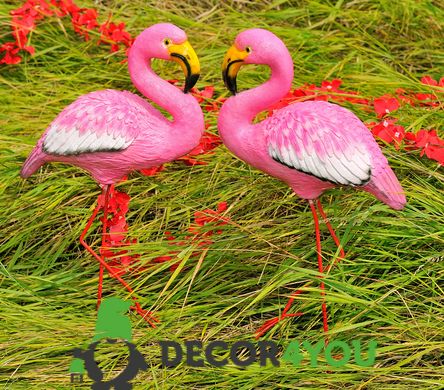 купить Садовая фигура два Фламинго розовых средних на металлических лапах 2