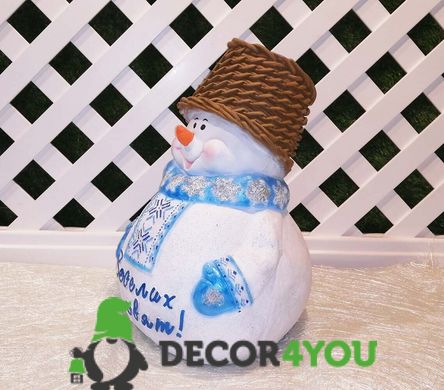 купити Новорічна садова фігура Сніговик у синій вишиванці "Веселих свят!" 3