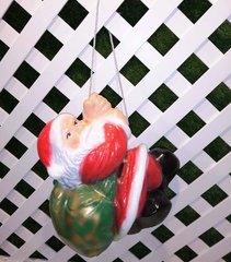 купить Новогодняя садовая фигура Дед мороз на веревке керамический 1