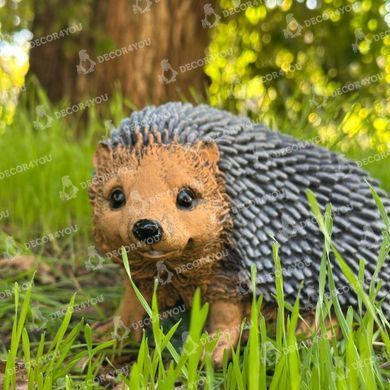 купити Садова фігура Їжачок Тоха середнього розміру (15&times;13&times;20 см) &ndash; декоративна фігурка з полістоуну для саду та дому 2