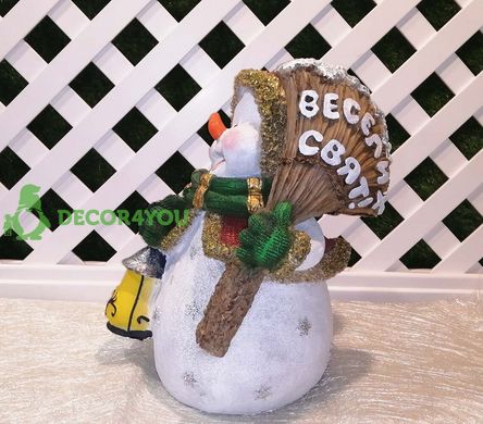 купить Новогодняя садовая фигура Снеговик с веником "Веселих Свят!" 5