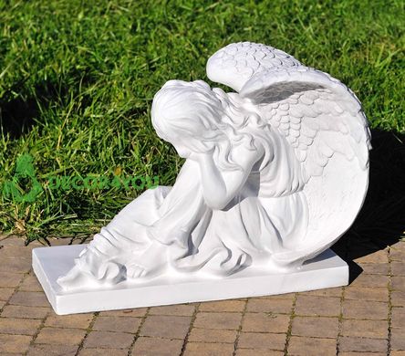 купить Садовая фигура Печальный ангел 2