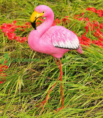 купить Садовая фигура Фламинго розовый средний на металлических лапах 3