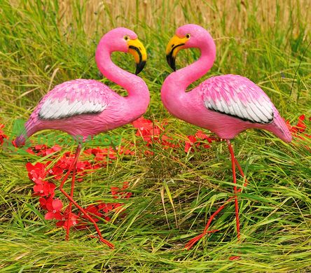 купить Садовая фигура два Фламинго розовых средних на металлических лапах 1