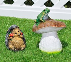 купить Садовая фигура Гриб с жабой и Еж подарочный 1