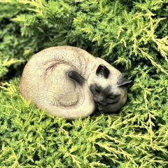 купить Садовая фигура Кот спящий, сиамский 1