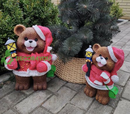 купить Новогодняя садовая фигура Медведи в красных костюмах с фонарями 1